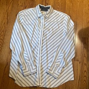 Jones New York Button Down Shirt